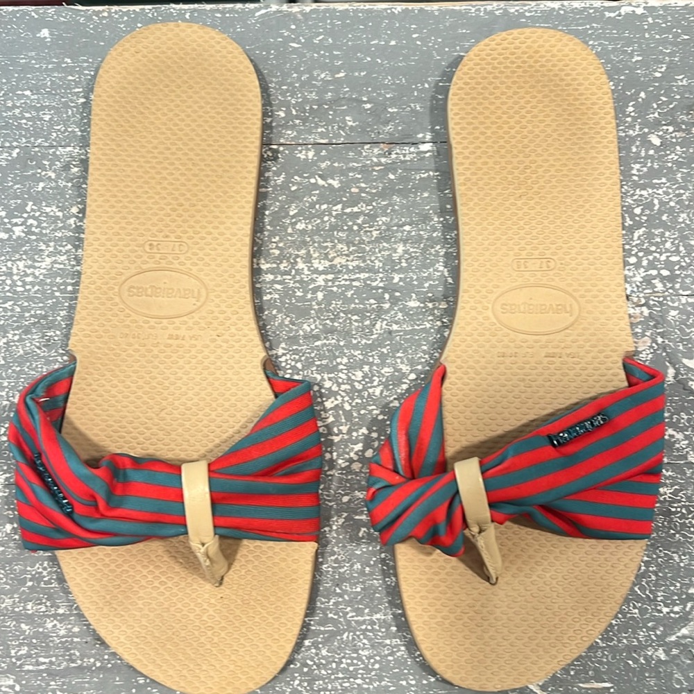 Havaianas bow flip flop